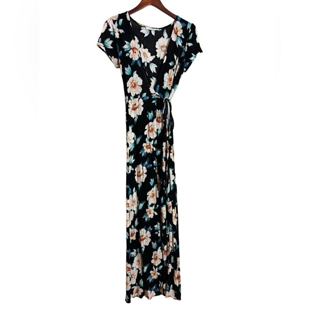 Black Tropical Floral Vacation True Wrap Long Maxi Dress Size Small 100% Rayon